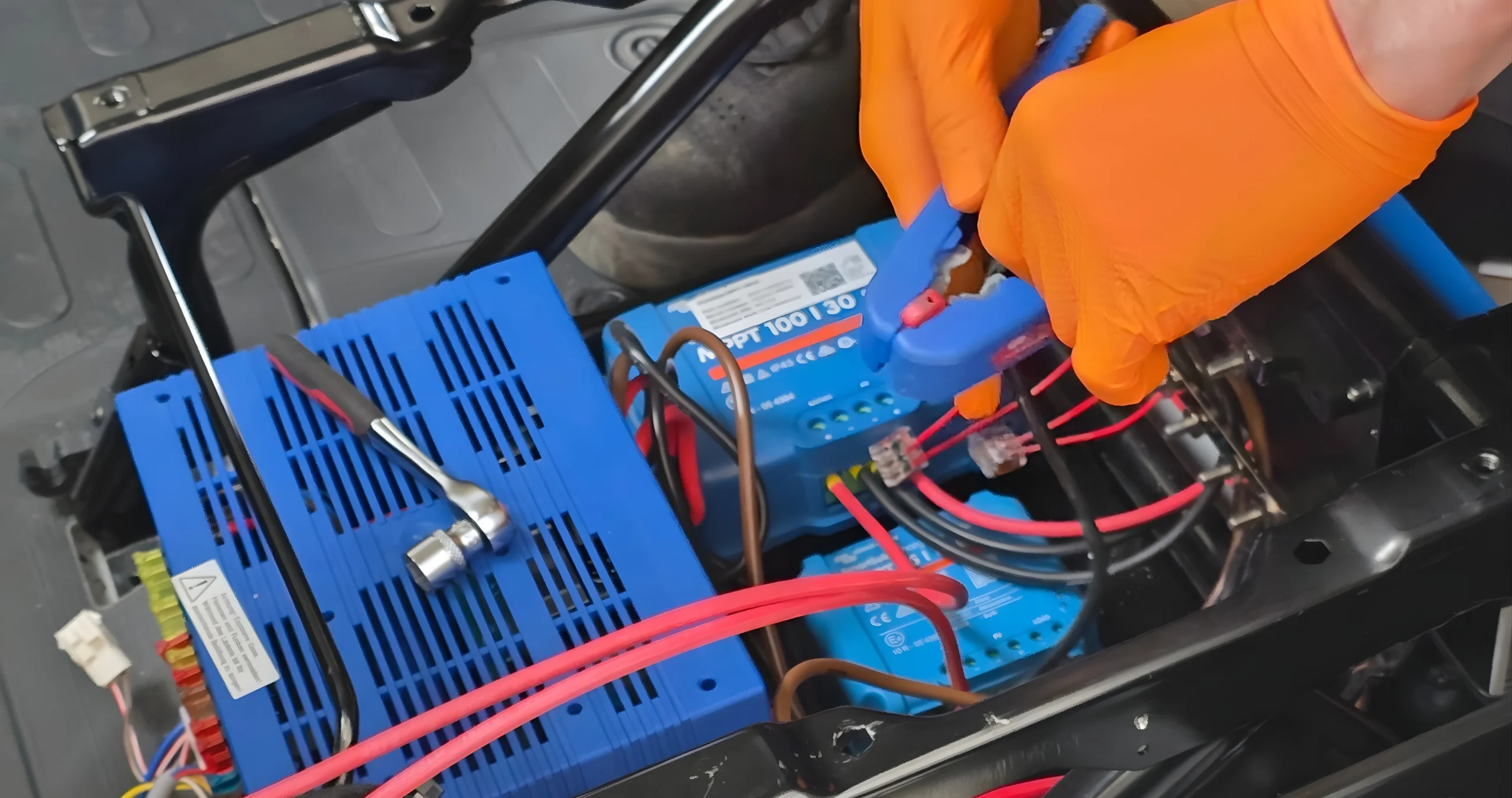 Wechselrichter Bild 2